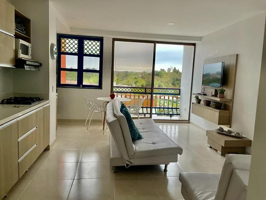 Apartamentos San Jose Vistal Al Lago, Cerca Del Parque. Guatape. Buitenkant foto